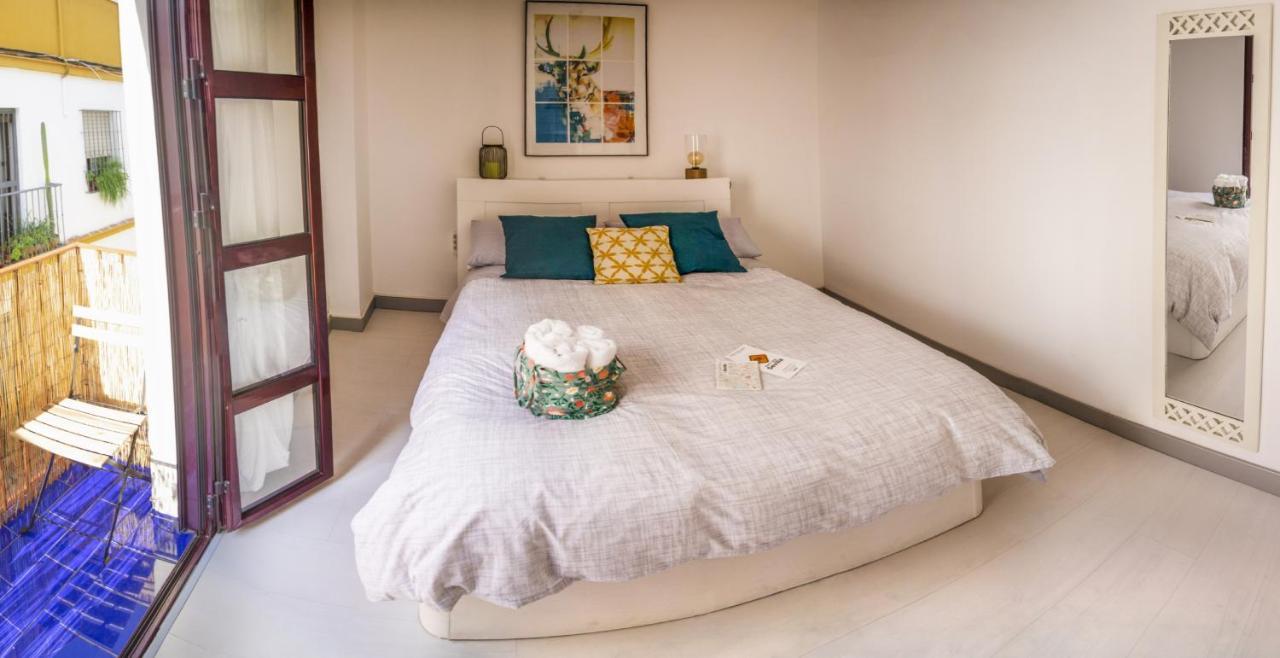 Centuria Macarena, Apartamento Duplex Leilighet Sevilla Eksteriør bilde